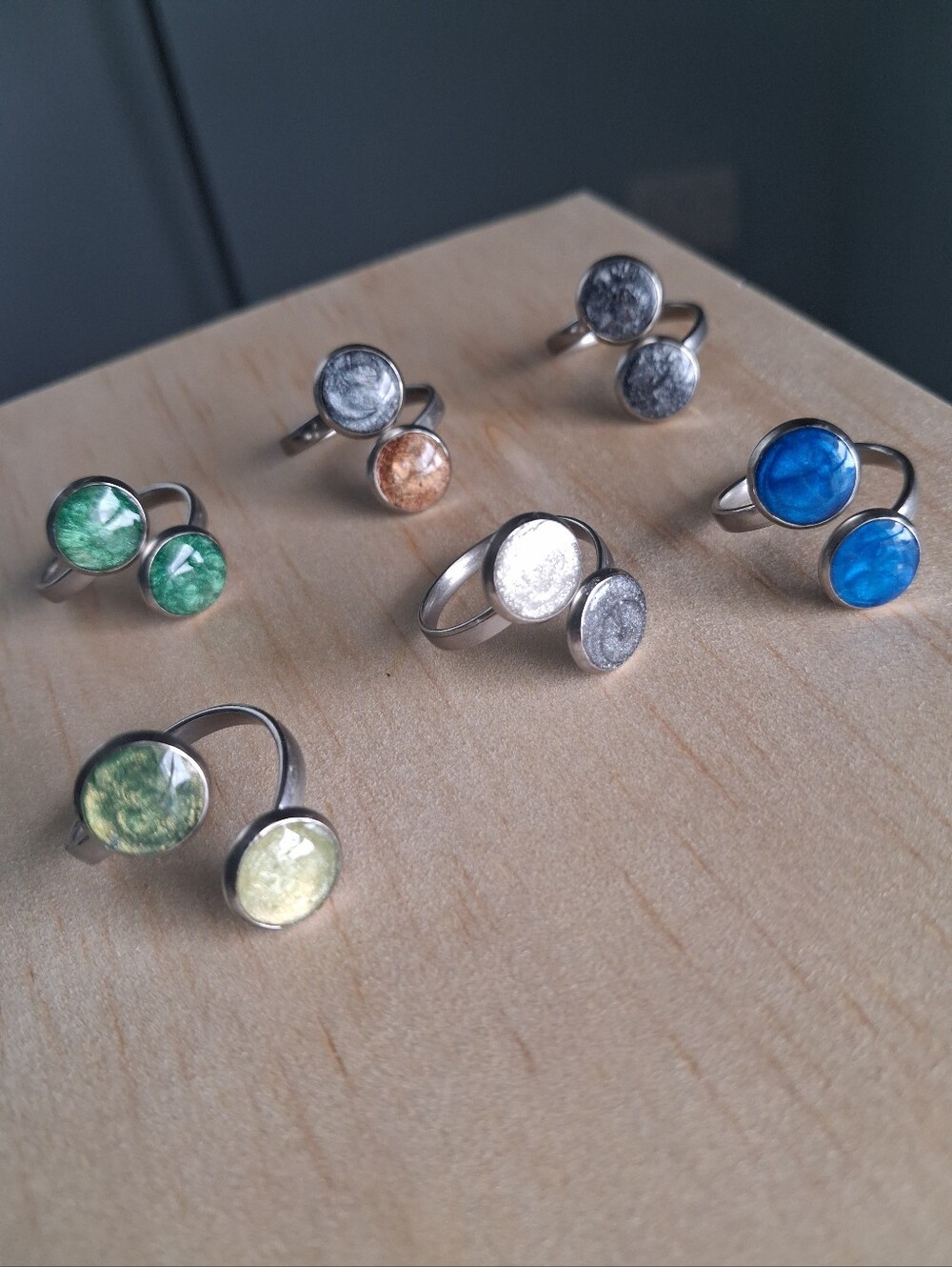 Adjustable Silver Double Disk Ring in Green, Blue, Yellow, White, Gray, Orange.